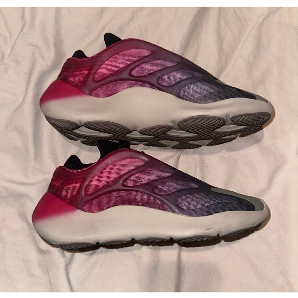 US SIZE 6.5 Yeezys 700 series V3 red and purple